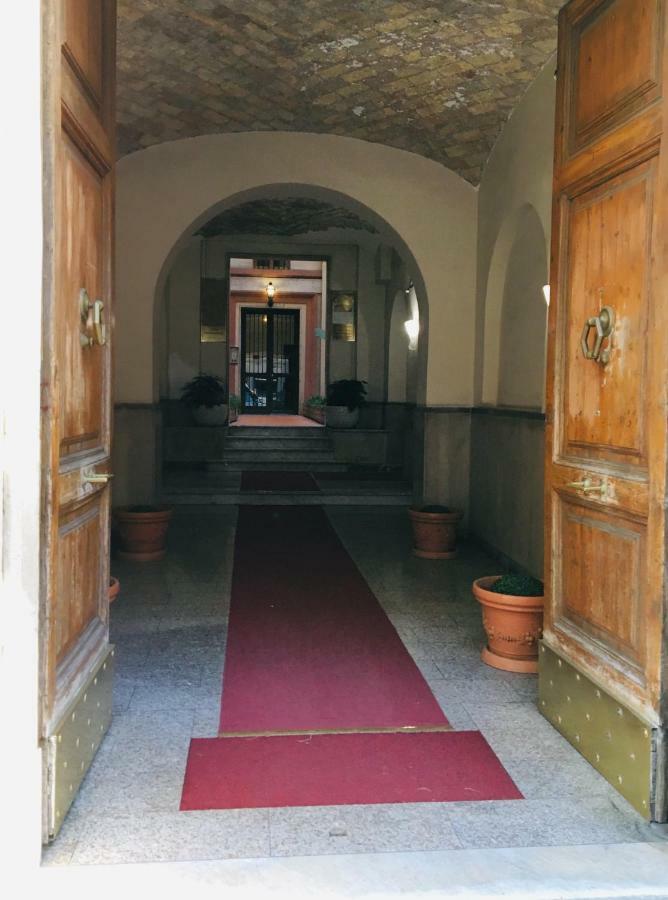 Vatican Glee Rooms Рим Екстериор снимка
